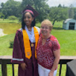 Meet your Posher, Sandra